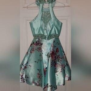Stunning Mint Floral Multi Party Dress With Pockets!